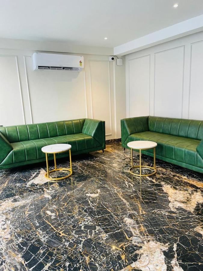 Hotel Emora Tree Mysore Ngoại thất bức ảnh